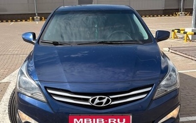 Hyundai Solaris II рестайлинг, 2015 год, 900 000 рублей, 1 фотография