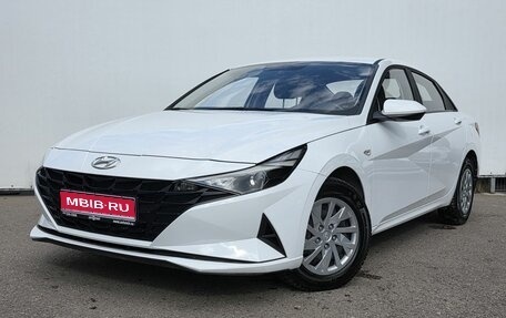 Hyundai Elantra, 2022 год, 2 180 000 рублей, 1 фотография