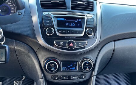 Hyundai Solaris II рестайлинг, 2014 год, 860 000 рублей, 17 фотография