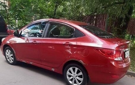 Hyundai Solaris II рестайлинг, 2011 год, 600 000 рублей, 5 фотография