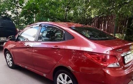 Hyundai Solaris II рестайлинг, 2011 год, 600 000 рублей, 9 фотография