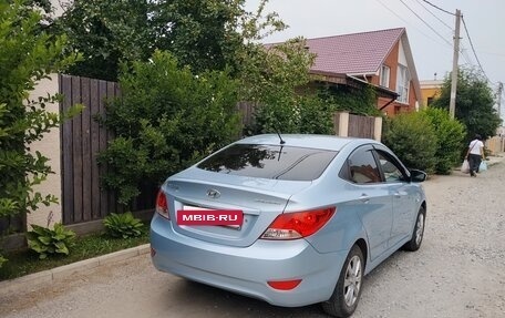 Hyundai Solaris II рестайлинг, 2012 год, 950 000 рублей, 3 фотография