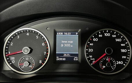 Volkswagen Tiguan I, 2011 год, 1 179 900 рублей, 17 фотография