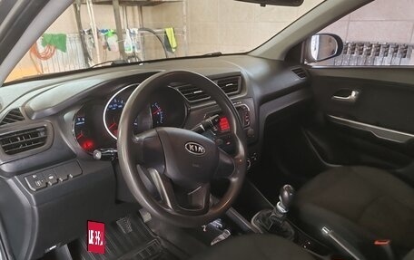 KIA Rio III рестайлинг, 2011 год, 500 000 рублей, 11 фотография