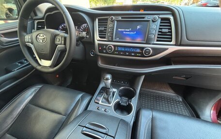 Toyota Highlander III, 2014 год, 3 498 000 рублей, 12 фотография