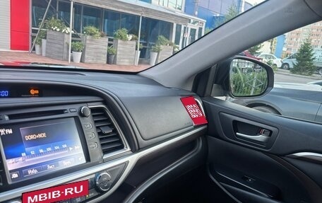 Toyota Highlander III, 2014 год, 3 498 000 рублей, 9 фотография
