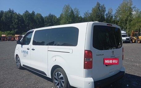 Peugeot Traveller I, 2022 год, 3 300 000 рублей, 4 фотография