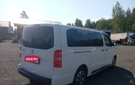 Peugeot Traveller I, 2022 год, 3 300 000 рублей, 3 фотография