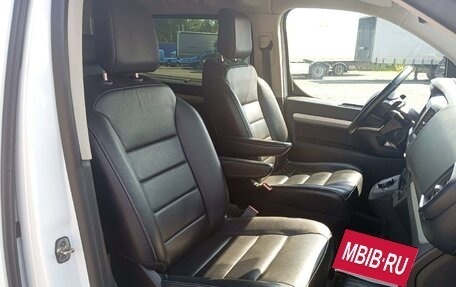 Peugeot Traveller I, 2022 год, 3 300 000 рублей, 11 фотография