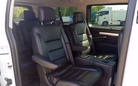 Peugeot Traveller I, 2022 год, 3 300 000 рублей, 14 фотография