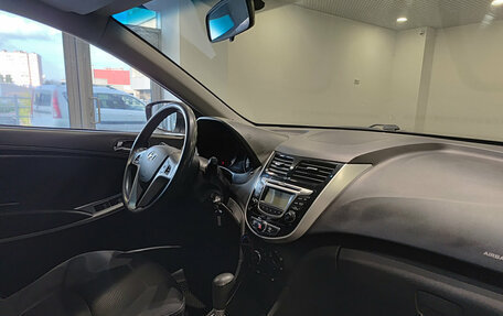 Hyundai Solaris II рестайлинг, 2013 год, 830 000 рублей, 15 фотография