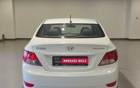 Hyundai Solaris II рестайлинг, 2013 год, 830 000 рублей, 10 фотография
