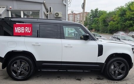 Land Rover Defender II, 2024 год, 11 290 000 рублей, 6 фотография