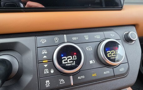 Land Rover Defender II, 2024 год, 11 290 000 рублей, 13 фотография