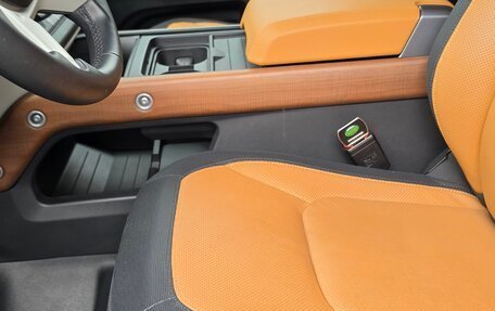 Land Rover Defender II, 2024 год, 11 290 000 рублей, 17 фотография
