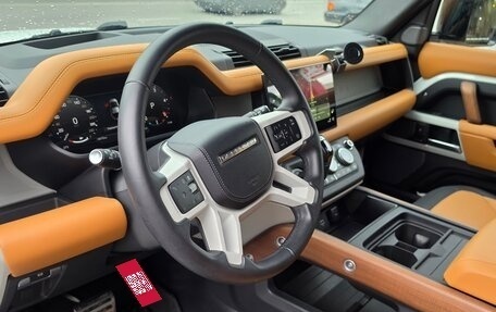 Land Rover Defender II, 2024 год, 11 290 000 рублей, 16 фотография