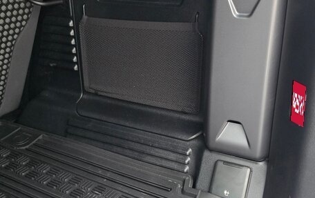 Land Rover Defender II, 2024 год, 11 290 000 рублей, 27 фотография