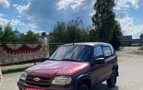 Chevrolet Niva I рестайлинг, 2004 год, 249 000 рублей, 9 фотография