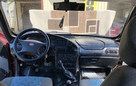Chevrolet Niva I рестайлинг, 2004 год, 249 000 рублей, 21 фотография