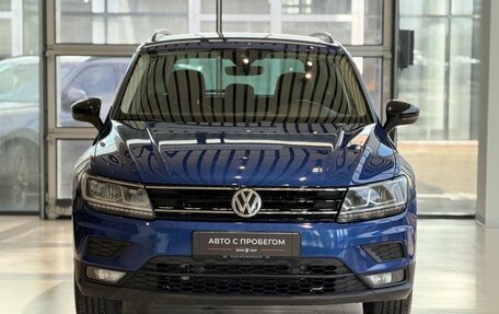 Volkswagen Tiguan II, 2019 год, 1 920 000 рублей, 2 фотография