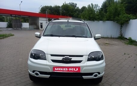 Chevrolet Niva I рестайлинг, 2016 год, 895 000 рублей, 1 фотография