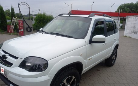 Chevrolet Niva I рестайлинг, 2016 год, 895 000 рублей, 12 фотография