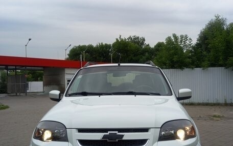 Chevrolet Niva I рестайлинг, 2016 год, 895 000 рублей, 13 фотография