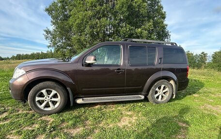 Nissan Pathfinder, 2012 год, 1 790 000 рублей, 3 фотография