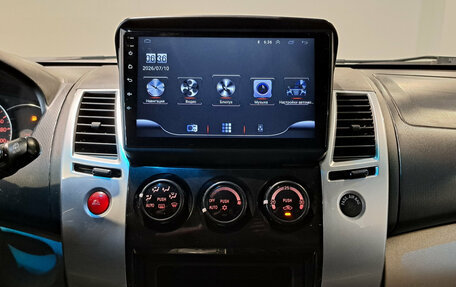 Mitsubishi Pajero Sport II рестайлинг, 2010 год, 1 400 000 рублей, 19 фотография