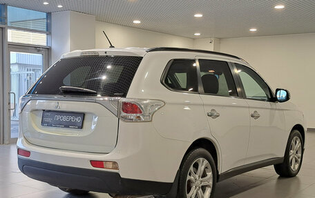 Mitsubishi Outlander III рестайлинг 3, 2012 год, 1 299 000 рублей, 9 фотография