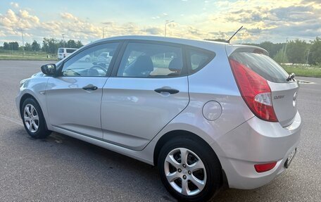 Hyundai Solaris II рестайлинг, 2013 год, 825 000 рублей, 6 фотография