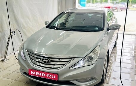 Hyundai Sonata VI, 2010 год, 1 000 000 рублей, 11 фотография