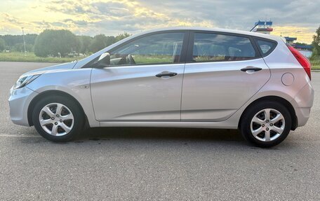 Hyundai Solaris II рестайлинг, 2013 год, 825 000 рублей, 7 фотография
