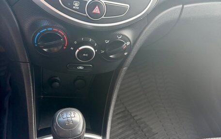 Hyundai Solaris II рестайлинг, 2013 год, 825 000 рублей, 10 фотография