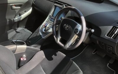 Toyota Prius, 2013 год, 1 150 000 рублей, 1 фотография