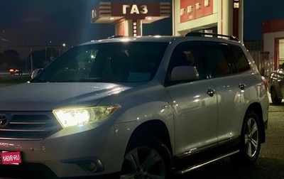 Toyota Highlander III, 2013 год, 2 000 000 рублей, 1 фотография