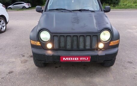 Jeep Cherokee, 2005 год, 600 000 рублей, 1 фотография