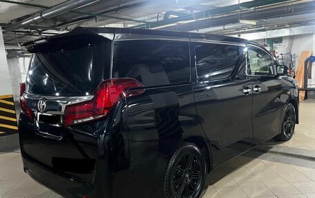Toyota Alphard III, 2018 год, 4 300 000 рублей, 5 фотография