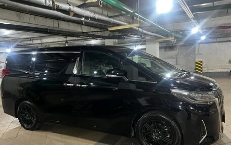 Toyota Alphard III, 2018 год, 4 300 000 рублей, 4 фотография