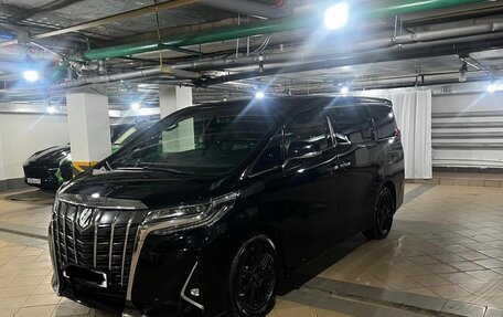 Toyota Alphard III, 2018 год, 4 300 000 рублей, 2 фотография