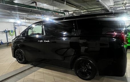 Toyota Alphard III, 2018 год, 4 300 000 рублей, 8 фотография