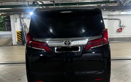 Toyota Alphard III, 2018 год, 4 300 000 рублей, 6 фотография