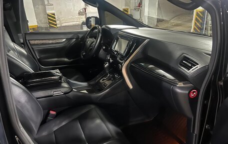 Toyota Alphard III, 2018 год, 4 300 000 рублей, 10 фотография