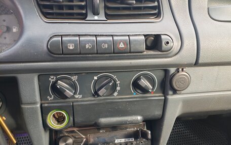 Skoda Felicia I рестайлинг, 1997 год, 100 000 рублей, 10 фотография