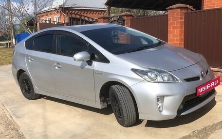 Toyota Prius, 2013 год, 1 150 000 рублей, 2 фотография
