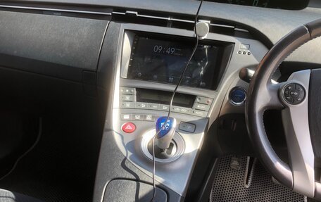 Toyota Prius, 2013 год, 1 150 000 рублей, 4 фотография