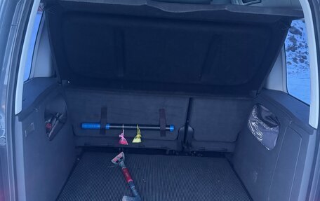 Volkswagen Caddy III рестайлинг, 2012 год, 700 000 рублей, 24 фотография