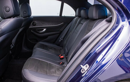 Mercedes-Benz E-Класс, 2019 год, 3 328 000 рублей, 12 фотография