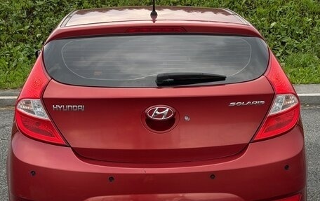 Hyundai Solaris II рестайлинг, 2011 год, 680 000 рублей, 5 фотография
