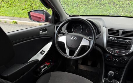 Hyundai Solaris II рестайлинг, 2011 год, 680 000 рублей, 13 фотография